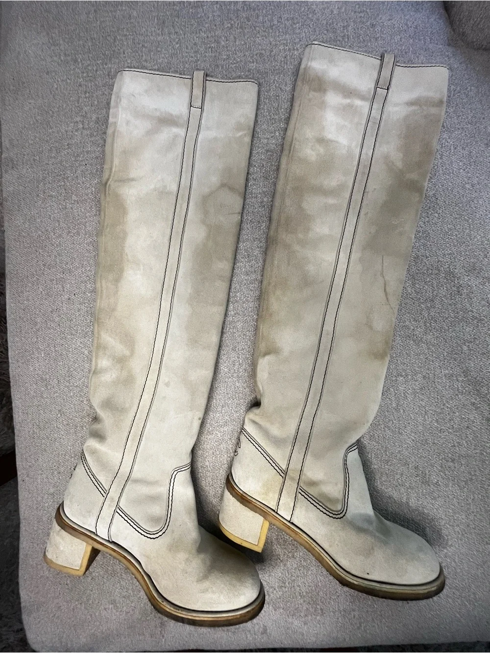 Vintage CHANEL Knee High Suede Boots Light Beige EU 38 Fold-over Gold Interior